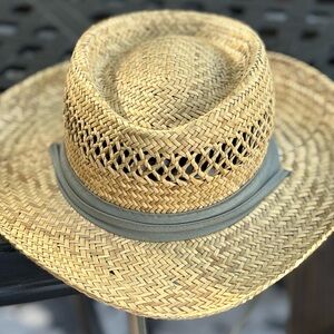 Dorfman Pacific Co. Men's Straw Ventilated Sun Hat with Gray Band